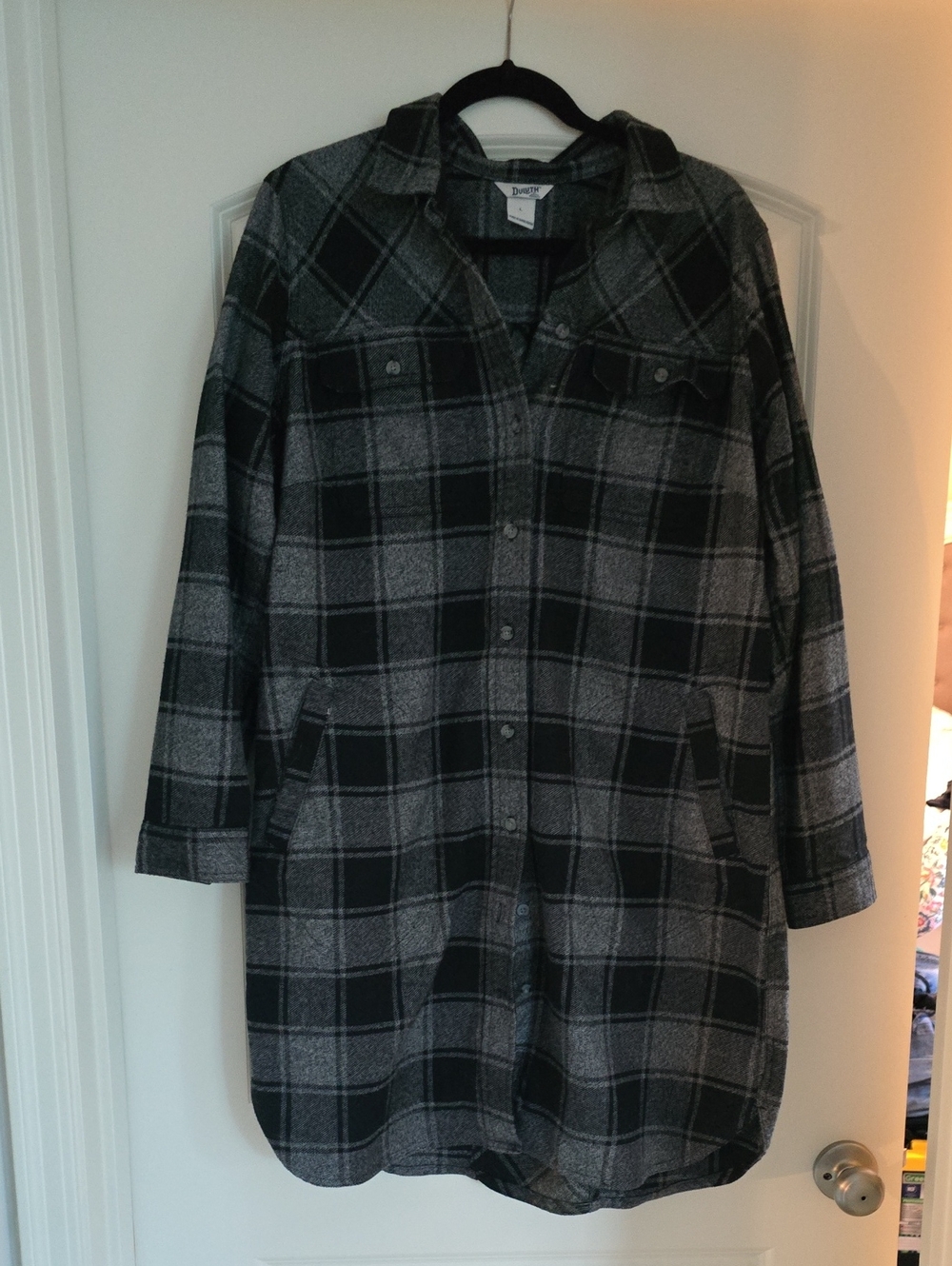 Duluth Trading Co Black and Gray Plaid Long Shirt Jacket